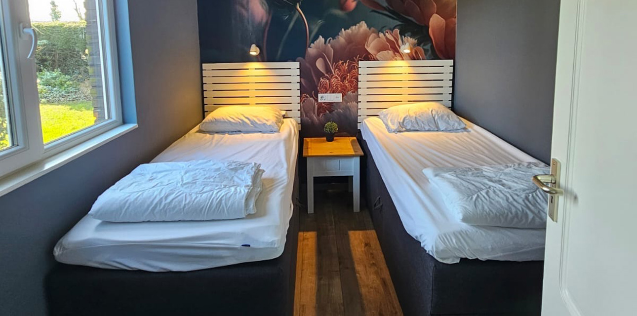 Eurka 122 Bungalow