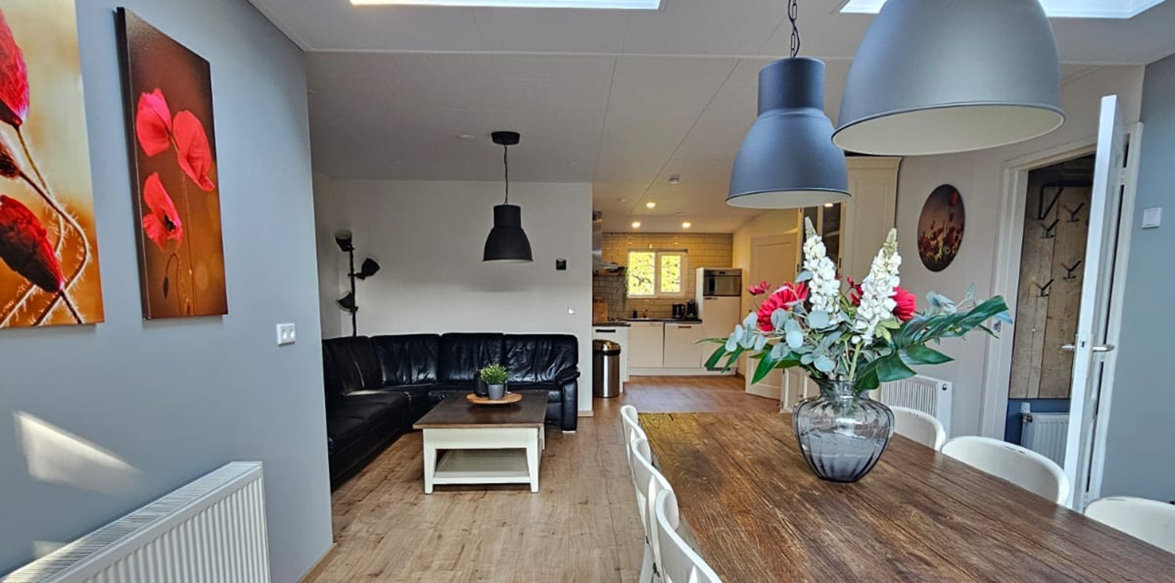 Eurka 122 Bungalow