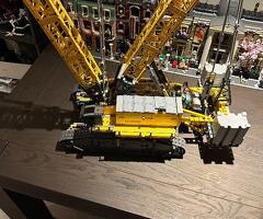 LEGO Technic Liebherr Rupsbandkraan LR 13000 RC - 42146