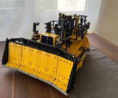 LEGO Technic Cat D11 Bulldozer met App-besturing - 42131