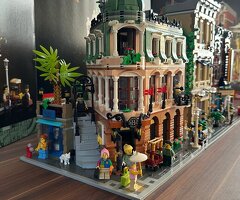 LEGO - 4 Sets: Politiebureau, Hotel, JazzClub & Square